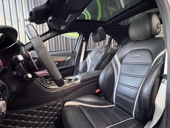 MERCEDES-BENZ-C 63 AMG-4.0 V8 TURBO S GASOLINA SEDAN 4P AUTOMÁTICO MERCEDES-BENZ-C 63 AMG-2015