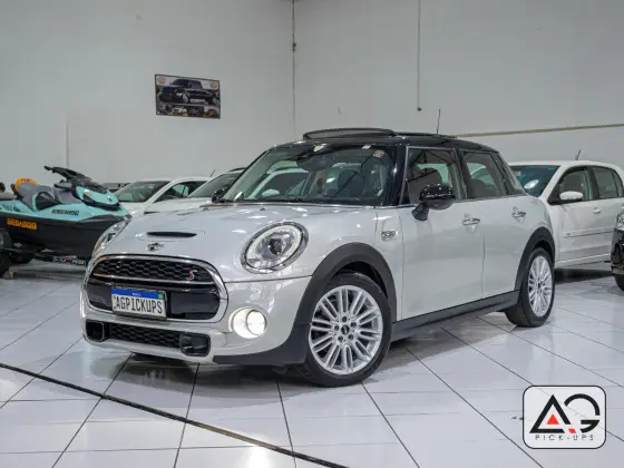 MINI COOPER 2.0 S 16V TURBO GASOLINA 4P AUTOMÁTICO MINI COOPER 2.0 S 16V TURBO GASOLINA 4P AUTOMÁTICO
