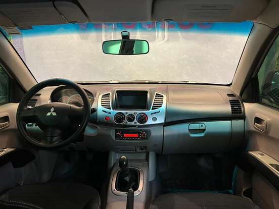 MITSUBISHI-L200 TRITON-2.4 GL 4X2 CD 16V FLEX 4P MANUAL MITSUBISHI-L200 TRITON-2014