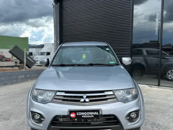 MITSUBISHI-L200 TRITON-3.2 HPE 4X4 CD 16V TURBO INTERCOOLER DIESEL 4P AUTOMÁTICO MITSUBISHI-L200 TRITON-2014