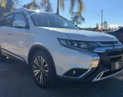 MITSUBISHI OUTLANDER 2.2 MIVEC DI-D DIESEL HPE-S AWD AUTOMÁTICO MITSUBISHI OUTLANDER 2.2 MIVEC DI-D DIESEL HPE-S AWD AUTOMÁTICO