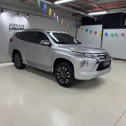 MITSUBISHI PAJERO SPORT 2.4 16V MIVEC TURBO DIESEL HPE-S AWD AUTOMÁTICO MITSUBISHI PAJERO SPORT 2.4 16V MIVEC TURBO DIESEL HPE-S AWD AUTOMÁTICO
