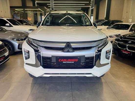 MITSUBISHI-TRITON-2024