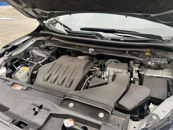 MITSUBISHI-ECLIPSE CROSS-1.5 MIVEC TURBO GASOLINA HPE CVT MITSUBISHI-ECLIPSE CROSS-2023
