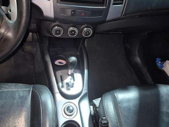 MITSUBISHI-OUTLANDER-3.0 GT 4X4 V6 24V GASOLINA 4P AUTOMÁTICO MITSUBISHI-OUTLANDER-2011