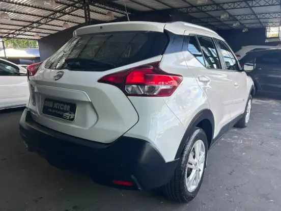 NISSAN-KICKS-2019