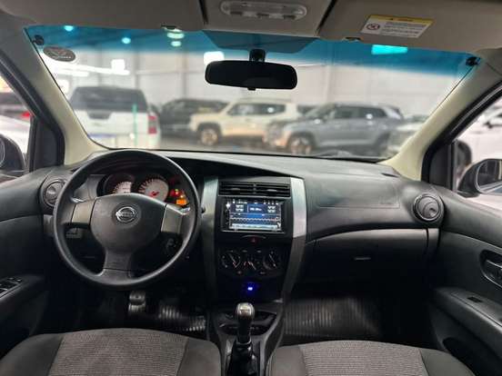 NISSAN-LIVINA-1.6 16V FLEX 4P MANUAL NISSAN-LIVINA-2013