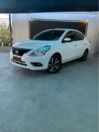 NISSAN VERSA 1.6 16V FLEX SL 4P MANUAL NISSAN VERSA 1.6 16V FLEX SL 4P MANUAL