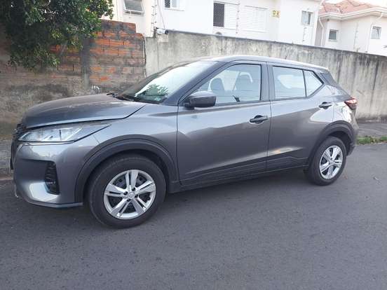 NISSAN-KICKS PLAY-2025