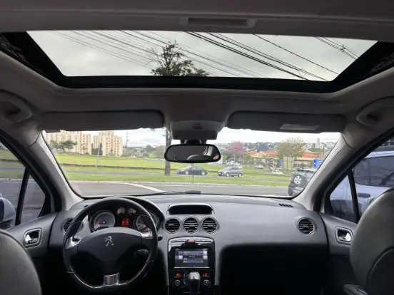 PEUGEOT-408-2017