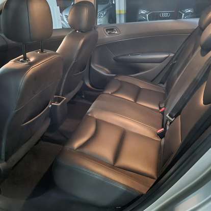 PEUGEOT-408-2018