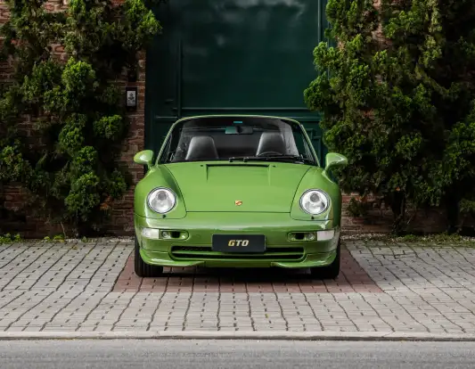 PORSCHE-911-1996