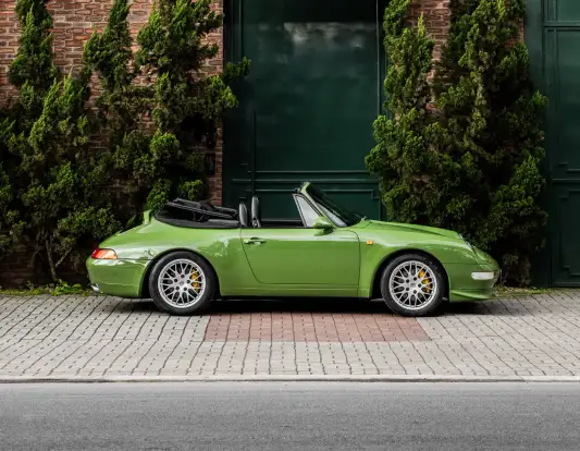 PORSCHE-911-1996