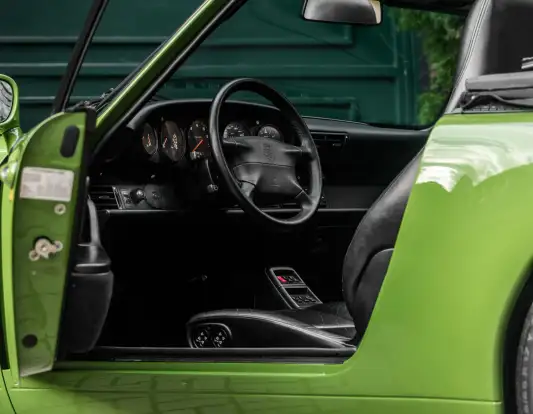 PORSCHE-911-1996