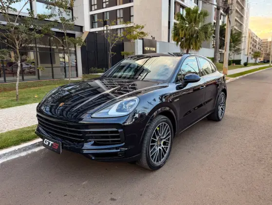 PORSCHE CAYENNE 3.0 V6 E-HYBRID COUPÉ PLATINUM EDITION AWD TIPTRONIC S PORSCHE CAYENNE 3.0 V6 E-HYBRID COUPÉ PLATINUM EDITION AWD TIPTRONIC S