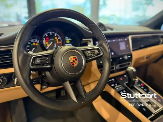 PORSCHE-MACAN-2022