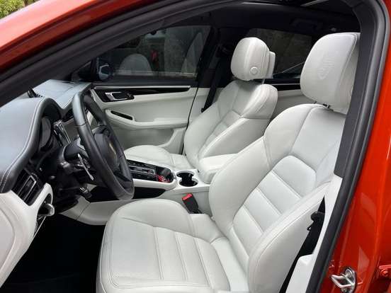 PORSCHE-MACAN-2022