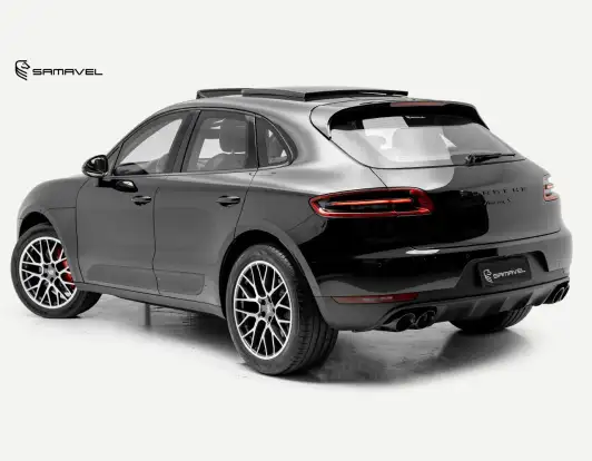 PORSCHE-MACAN-2016