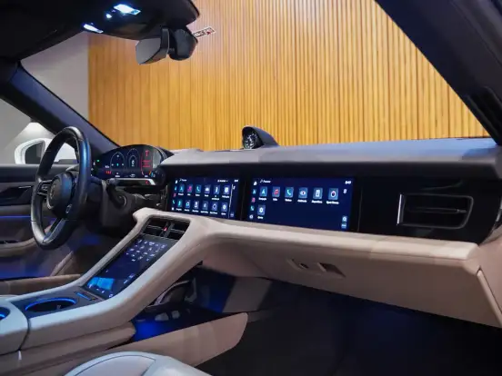 PORSCHE-TAYCAN-ELÉTRICO PORSCHE-TAYCAN-2021