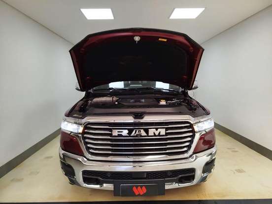 RAM-1500-3.0 HURRICANE 6 BITURBO GASOLINA LARAMIE CD 4X4 AUTOMÁTICO RAM-1500-2024
