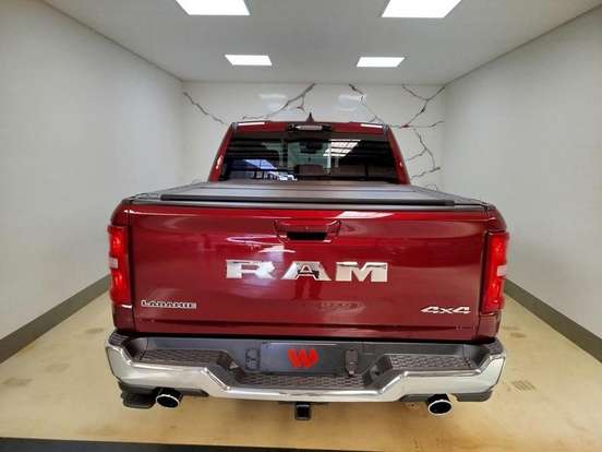 RAM-1500-3.0 HURRICANE 6 BITURBO GASOLINA LARAMIE CD 4X4 AUTOMÁTICO RAM-1500-2024