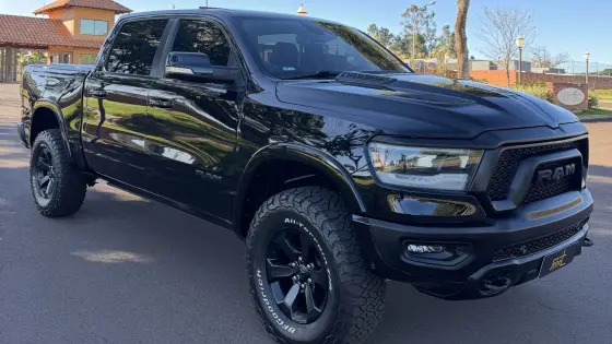 RAM 1500 5.7 V8 GASOLINA REBEL CD 4X4 AUTOMÁTICO RAM 1500 5.7 V8 GASOLINA REBEL CD 4X4 AUTOMÁTICO