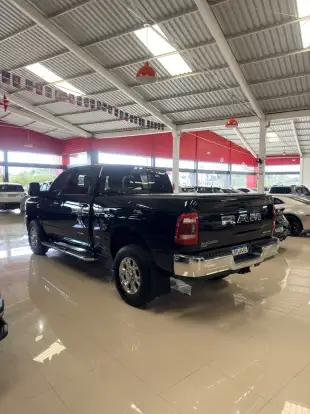 RAM-2500-6.7 I6 TURBO DIESEL LARAMIE CD 4X4 AUTOMÁTICO RAM-2500-2023