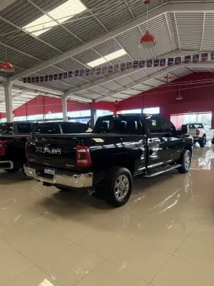 RAM-2500-6.7 I6 TURBO DIESEL LARAMIE CD 4X4 AUTOMÁTICO RAM-2500-2023