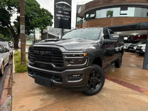 RAM 3500 6.7 I6 TURBO DIESEL LARAMIE NIGHT EDITION CD 4X4 AUTOMÁTICO RAM 3500 6.7 I6 TURBO DIESEL LARAMIE NIGHT EDITION CD 4X4 AUTOMÁTICO