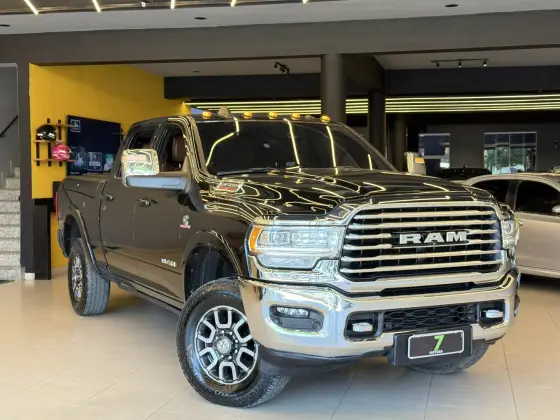 RAM 3500 6.7 I6 TURBO DIESEL LIMITED LONGHORN CD 4X4 AUTOMÁTICO RAM 3500 6.7 I6 TURBO DIESEL LIMITED LONGHORN CD 4X4 AUTOMÁTICO