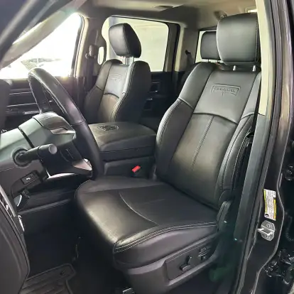 RAM-CLASSIC-5.7 V8 GASOLINA LARAMIE NIGHT EDITION CD 4X4 AUTOMÁTICO RAM-CLASSIC-2022