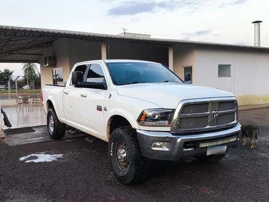 RAM-2500-6.7 LARAMIE 4X4 CD I6 TURBO DIESEL 4P AUTOMÁTICO RAM-2500-2012