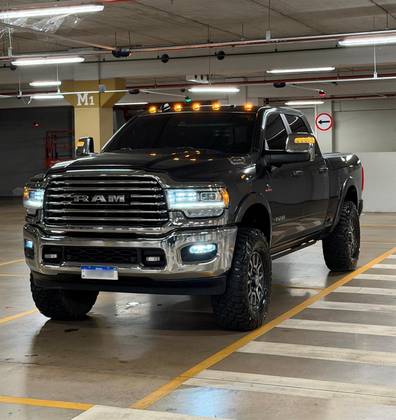 RAM 3500 6.7 I6 TURBO DIESEL LIMITED LONGHORN CD 4X4  AUTOMÁTICO