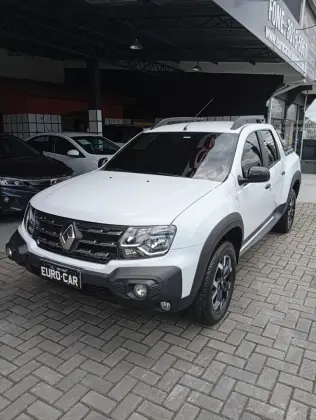 RENAULT OROCH 1.3 TCE FLEX OUTSIDER X-TRONIC RENAULT OROCH 1.3 TCE FLEX OUTSIDER X-TRONIC