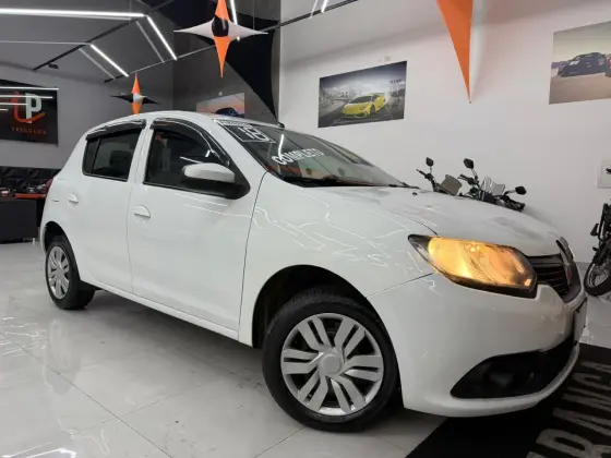 RENAULT SANDERO 1.0 12V SCE FLEX AUTHENTIQUE MANUAL RENAULT SANDERO 1.0 12V SCE FLEX AUTHENTIQUE MANUAL