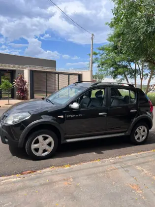RENAULT SANDERO 1.6 STEPWAY 16V FLEX 4P MANUAL RENAULT SANDERO 1.6 STEPWAY 16V FLEX 4P MANUAL