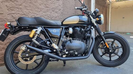 ROYAL ENFIELD INTERCEPTOR 