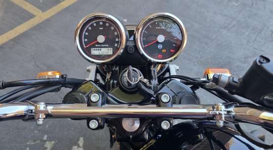 ROYAL ENFIELD-INTERCEPTOR-2025