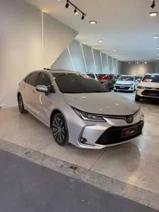 TOYOTA COROLLA 1.8 VVT-I HYBRID FLEX ALTIS PREMIUM CVT TOYOTA COROLLA 1.8 VVT-I HYBRID FLEX ALTIS PREMIUM CVT