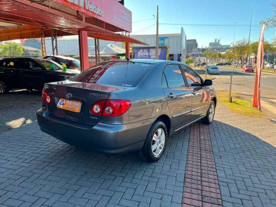 TOYOTA-COROLLA-1.6 XLI 16V GASOLINA 4P AUTOMÁTICO TOYOTA-COROLLA-2006