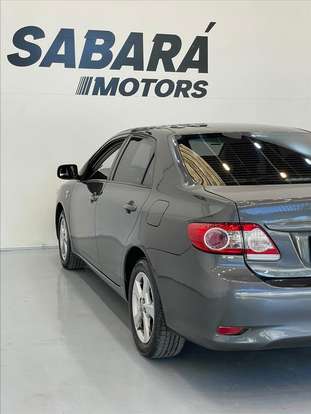 TOYOTA-COROLLA-2013