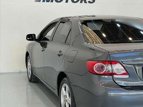 TOYOTA-COROLLA-1.8 GLI 16V FLEX 4P MANUAL TOYOTA-COROLLA-2013