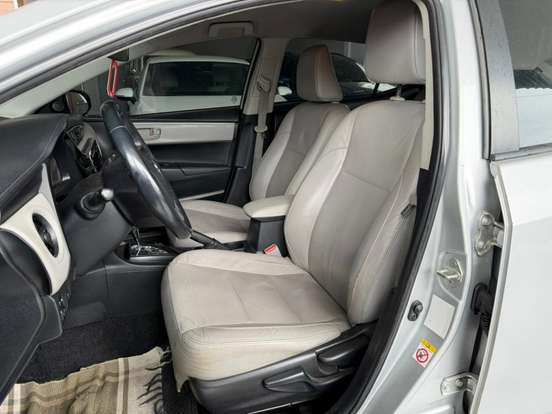 TOYOTA-COROLLA-2018