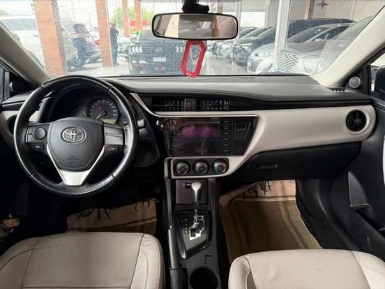 TOYOTA-COROLLA-2018