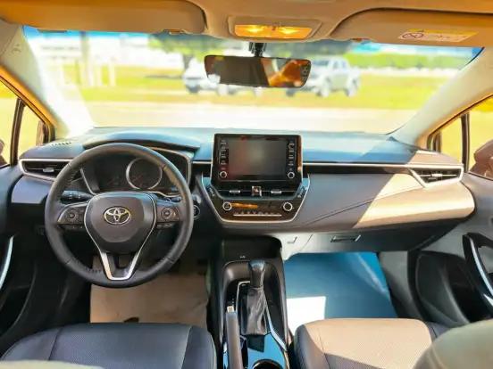 TOYOTA-COROLLA-2020
