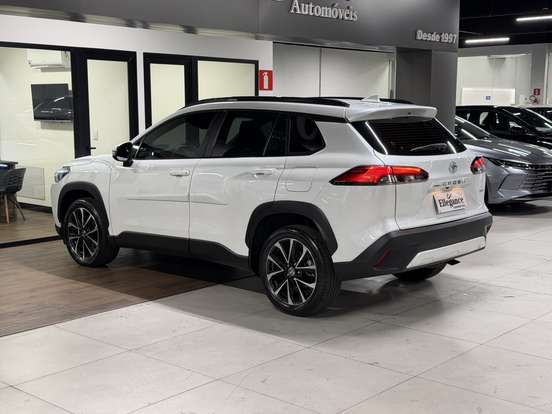TOYOTA-COROLLA CROSS-2024