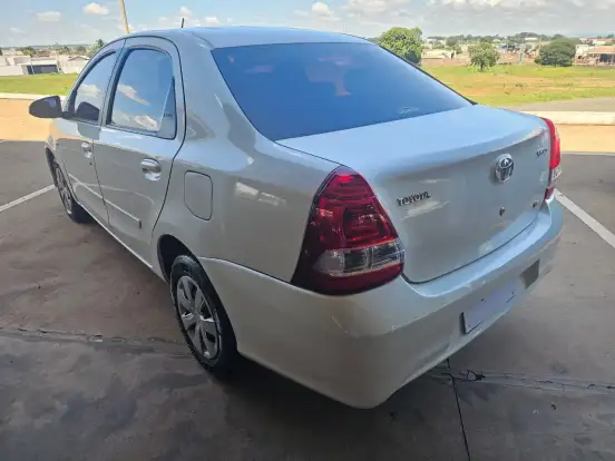 TOYOTA-ETIOS-1.5 X SEDAN 16V FLEX 4P MANUAL TOYOTA-ETIOS-2019