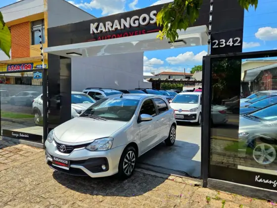 TOYOTA ETIOS 1.5 XS 16V FLEX 4P AUTOMÁTICO TOYOTA ETIOS 1.5 XS 16V FLEX 4P AUTOMÁTICO
