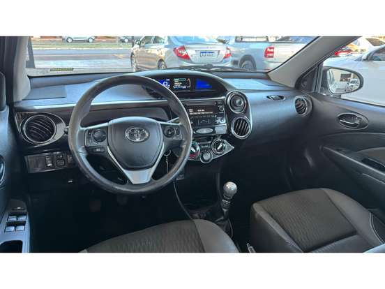 TOYOTA-ETIOS-1.5 X PLUS 16V FLEX 4P MANUAL TOYOTA-ETIOS-2019
