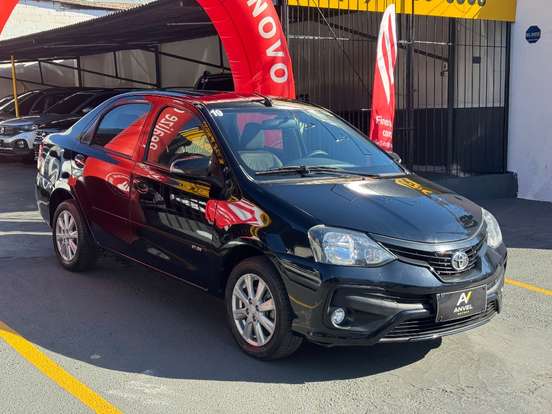 TOYOTA-ETIOS-2019